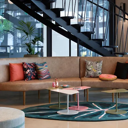 Moxy 3* Aten
